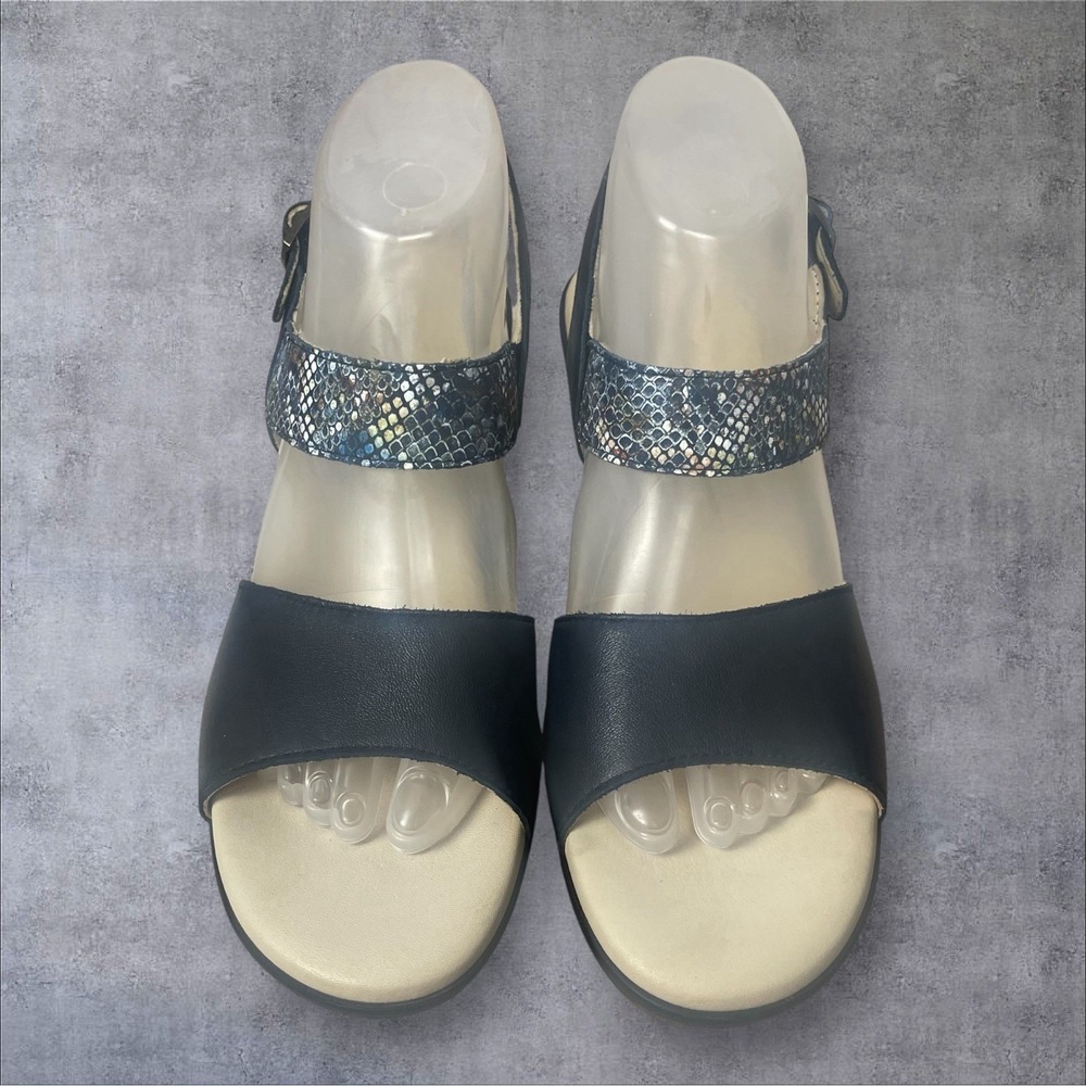 SAS Heather Quarter Strap Wedge Navy Snake Print Sandals Women  9.5 Slim Comfort - Picture 2 of 8